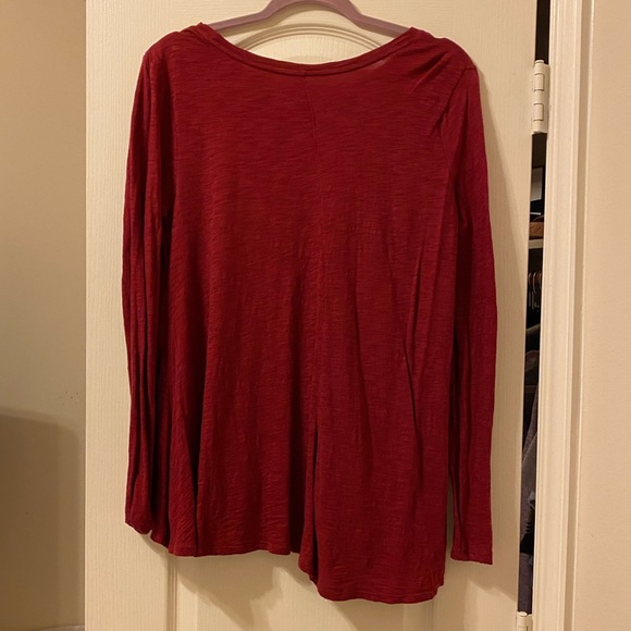 Old Navy Long Sleeve Top - Picture 2 of 2